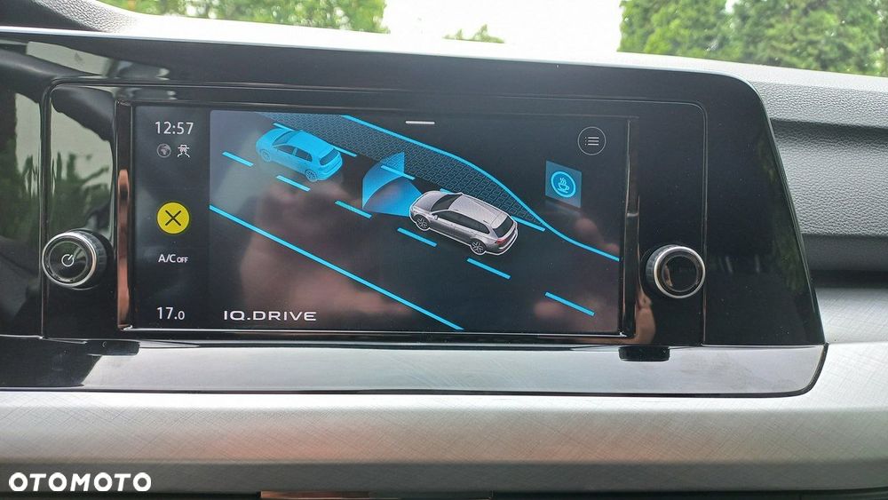 Volkswagen Golf - 15