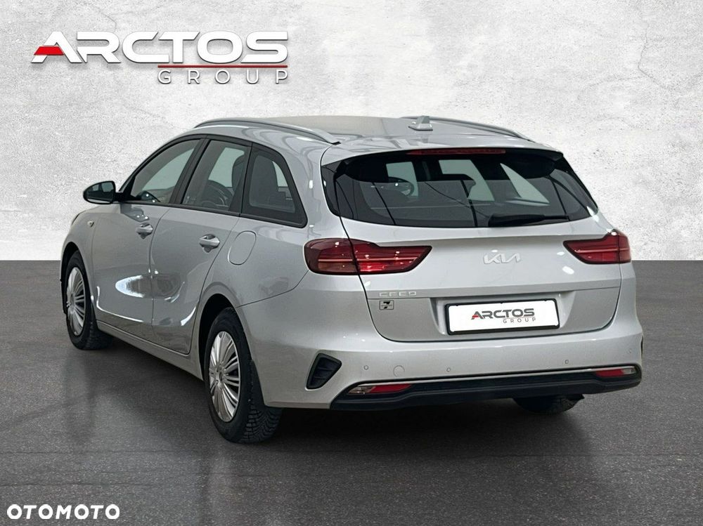 Kia Ceed - 7