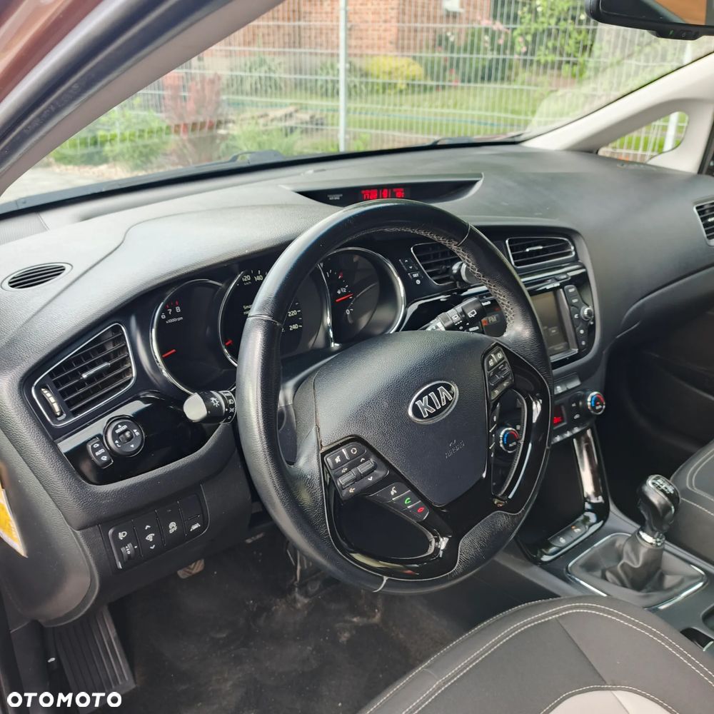 Kia Ceed 1.6 GDI Business Line - 9