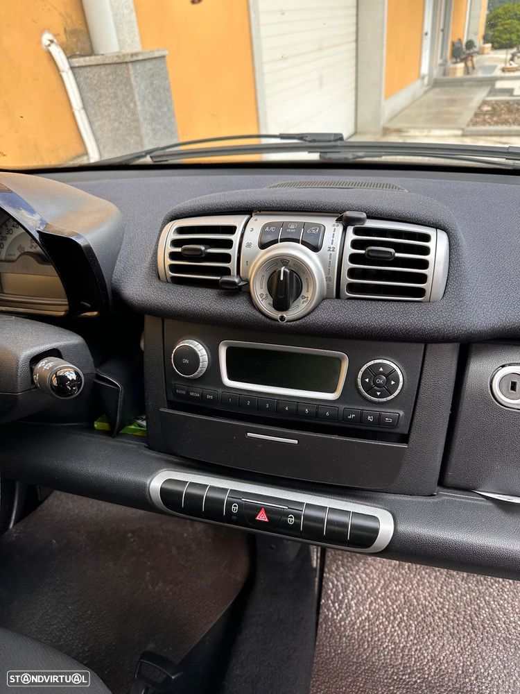 Smart ForTwo Coupé 1.0 mhd Pure 61 - 3