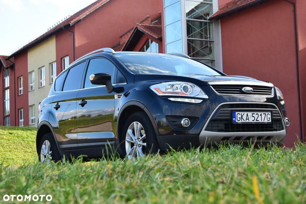 Ford Kuga - 10