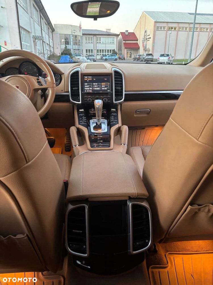 Porsche Cayenne Diesel - 15
