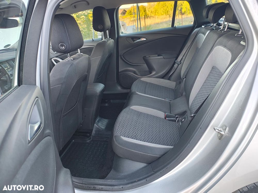 Opel Astra - 11
