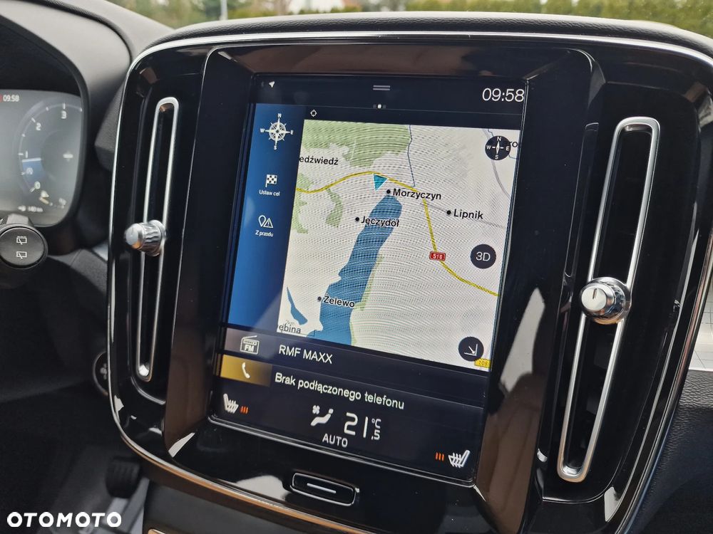 Volvo XC 40 D3 Momentum Pro - 28