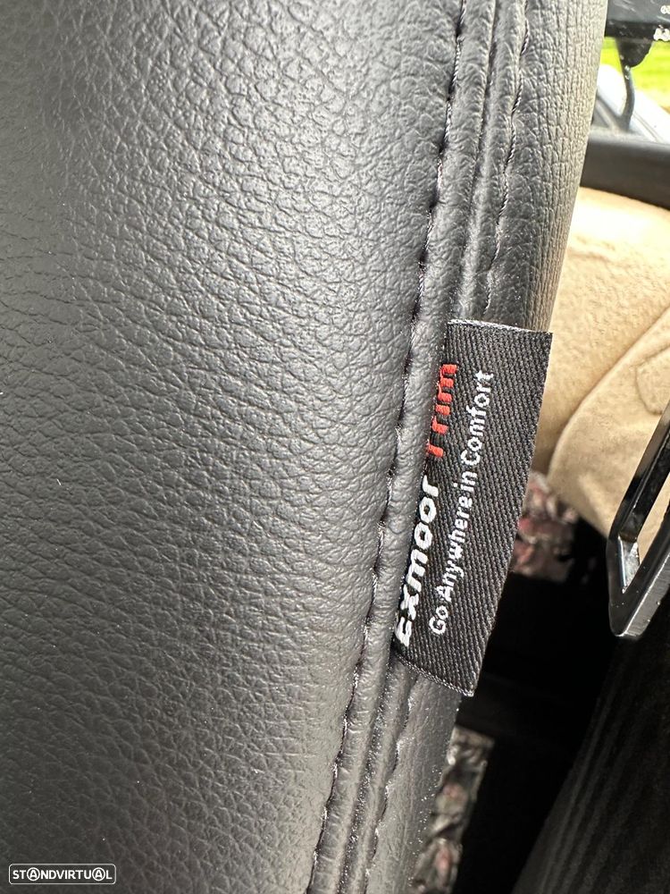 Land Rover Defender - 28