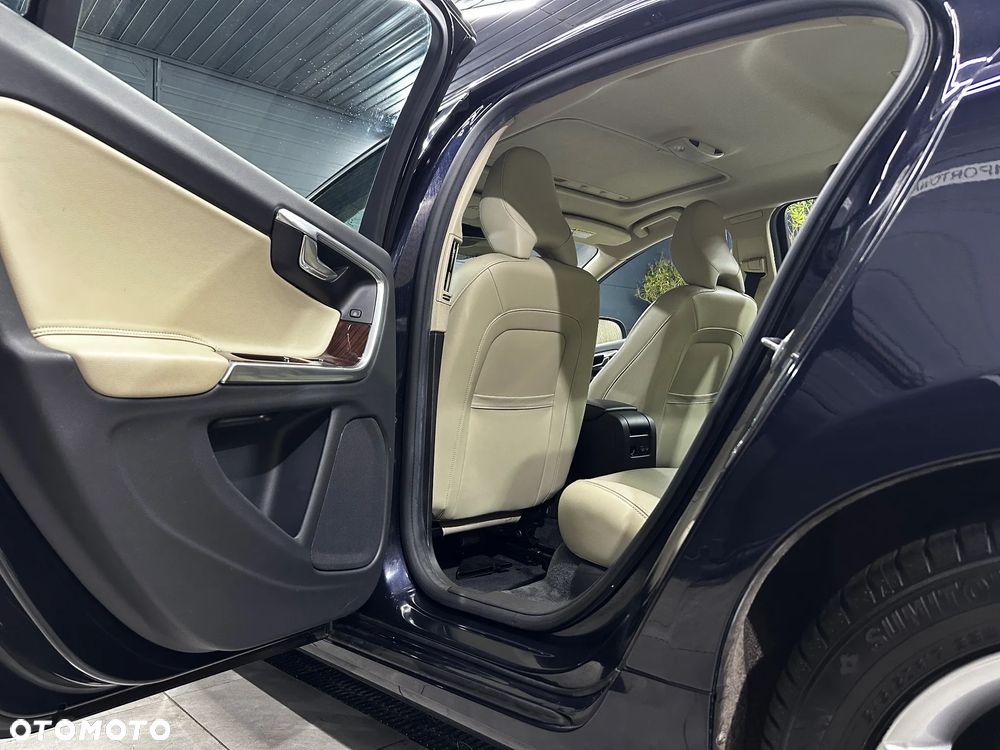 Volvo S60 2.5 T5 AWD - 34