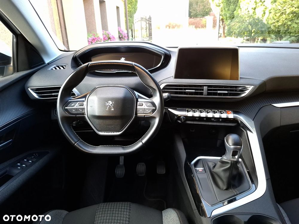 Peugeot 3008 1.6 BlueHDi Allure S&S - 7