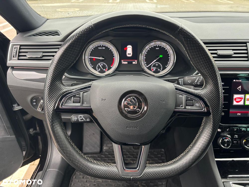 Skoda Superb 2.0 TDI 4x4 DSG SportLine - 16