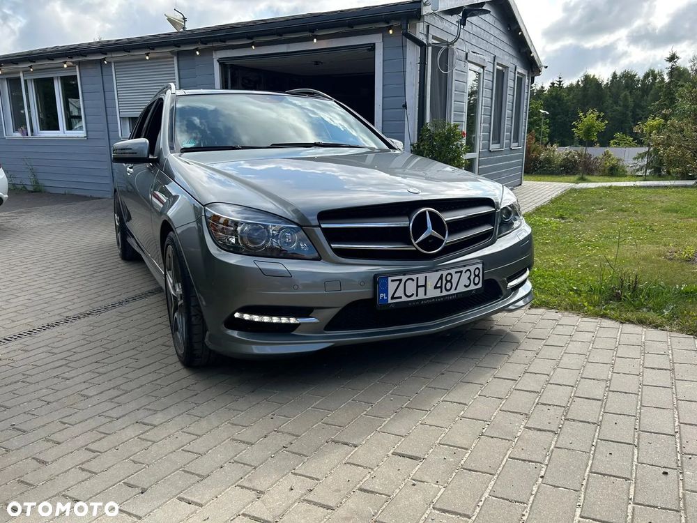 Mercedes-Benz Klasa C 250 CGI Automatik BlueEFFICIENCY SPORT EDITION - 4