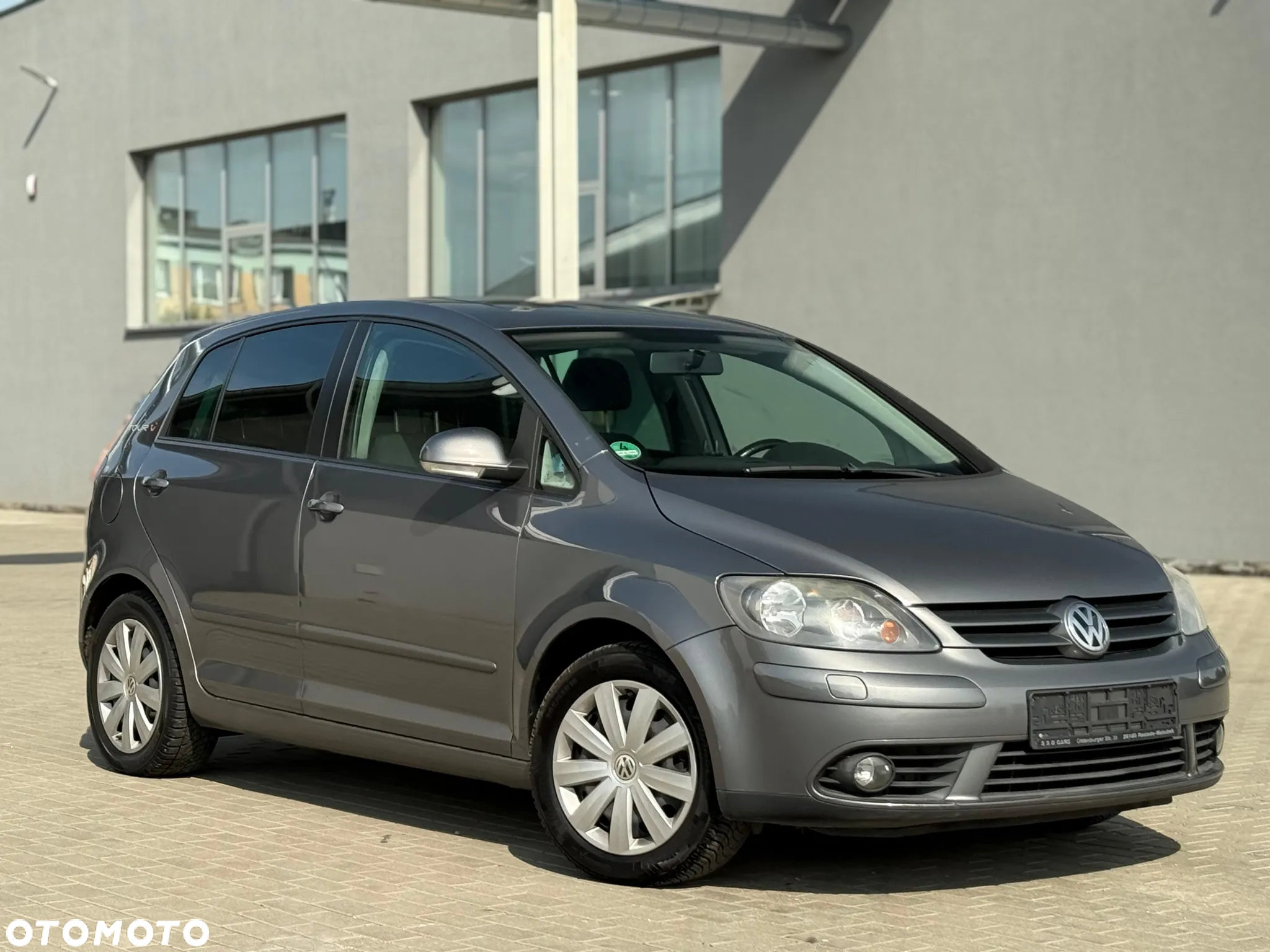 Volkswagen Golf Plus 2.0 TDI Comfortline - 3