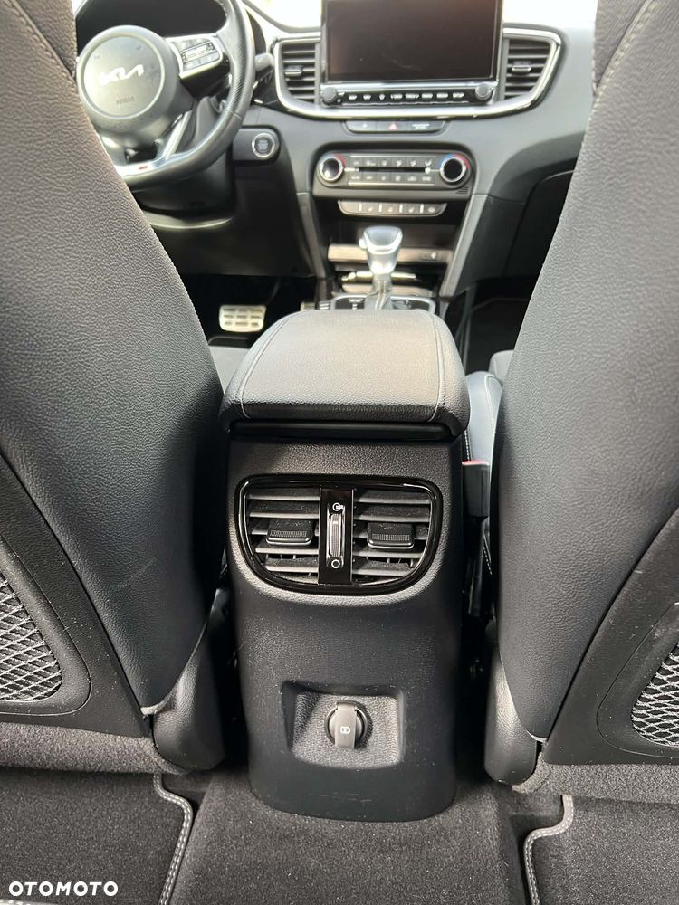 Kia ProCeed 1.5 T-GDI GT Line DCT - 14