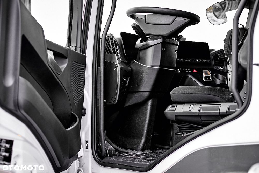 Mercedes-Benz ACTROS - 6