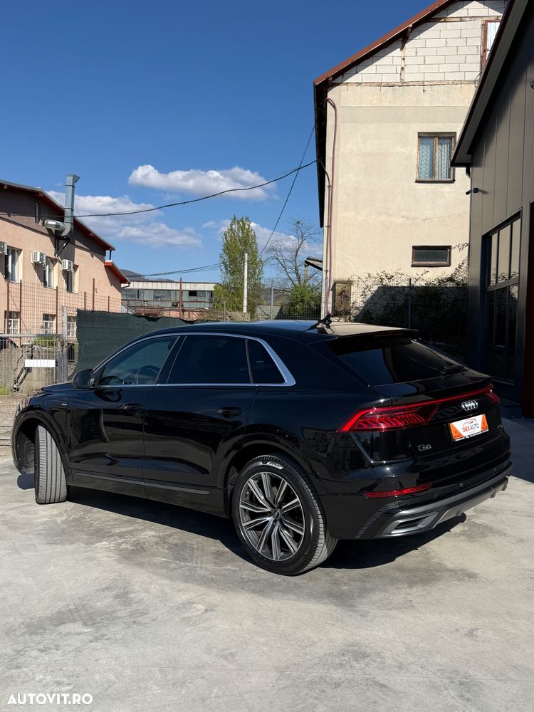 Audi Q8 - 18