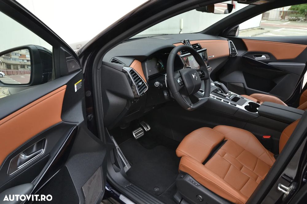 DS Automobiles DS 7 Crossback - 11