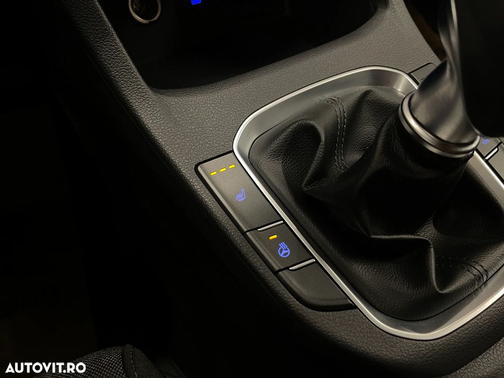 Hyundai i30 1.5 110CP M/T Highway - 24