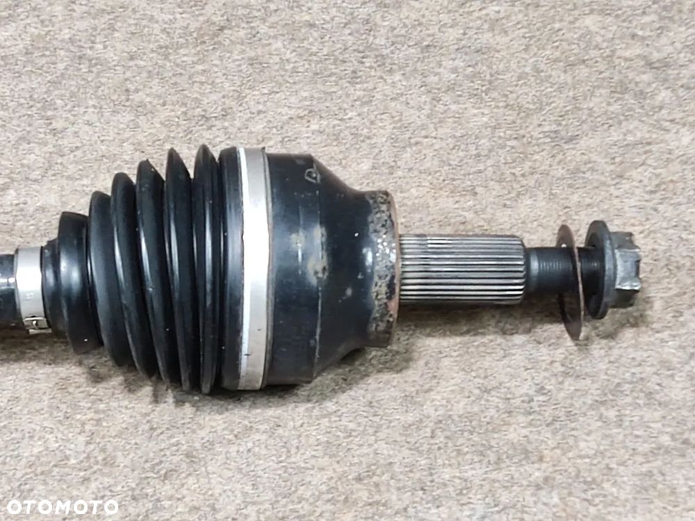 JEEP GRAND CHEROKEE WK2 6.4 SRT 16-21r Półoś Lewa - 2