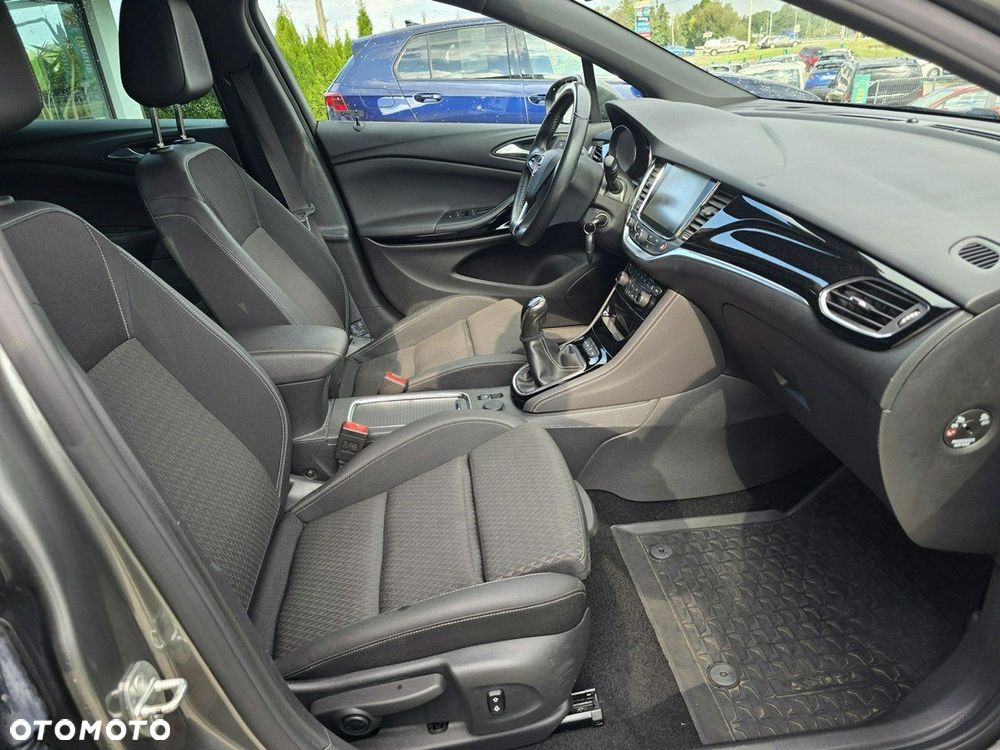 Opel Astra 1.4 Turbo Innovation - 18