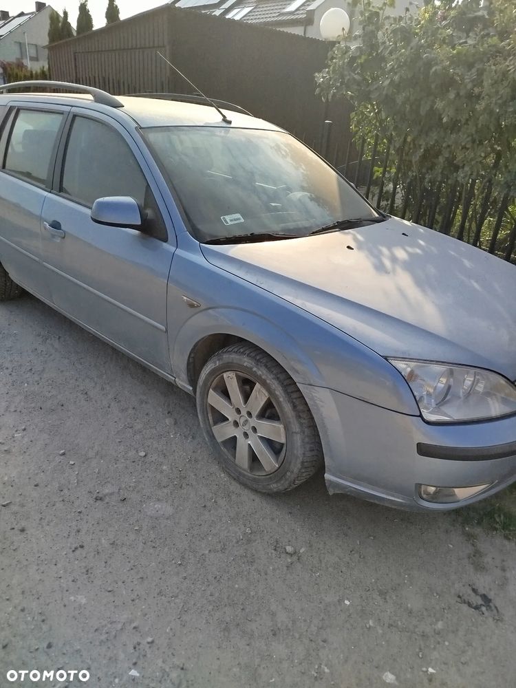 Ford Mondeo 1.8 Ghia - 4
