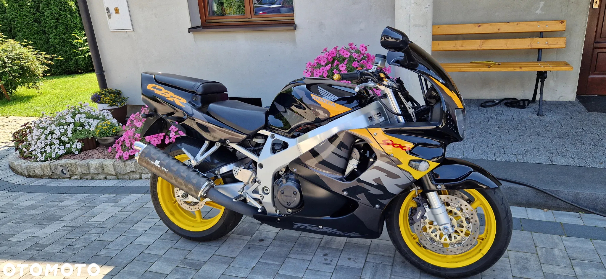 Honda CBR - 3