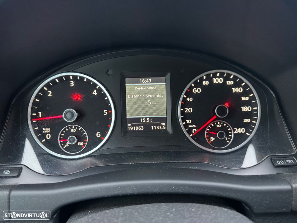 VW Tiguan 2.0 TDi Sport BlueMotion - 18