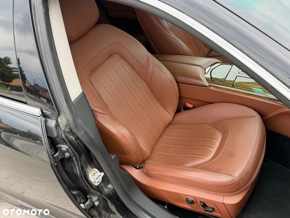 Maserati Quattroporte D GranSport - 16