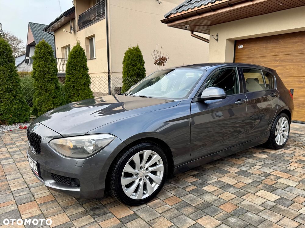 BMW Seria 1 118d Sport Line - 30