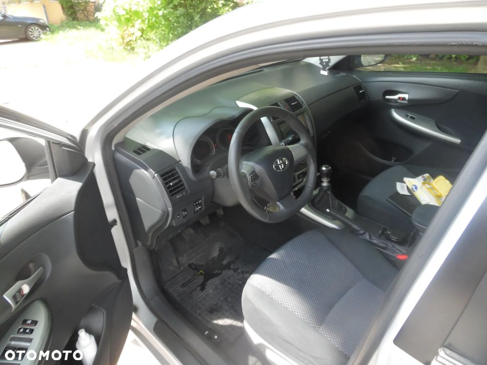 Toyota Corolla 1.6 2010 - 4