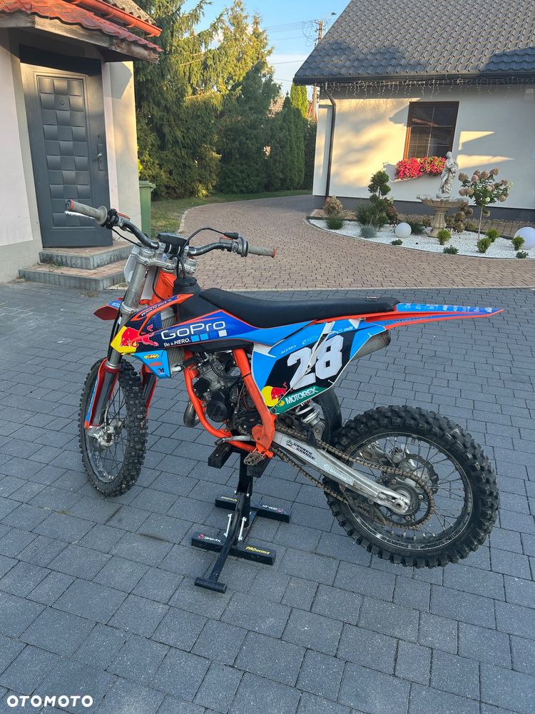 KTM SX - 9