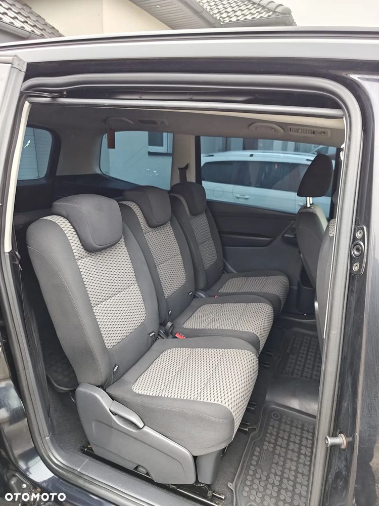 Volkswagen Sharan 2.0 TDI Comfortline DSG - 8