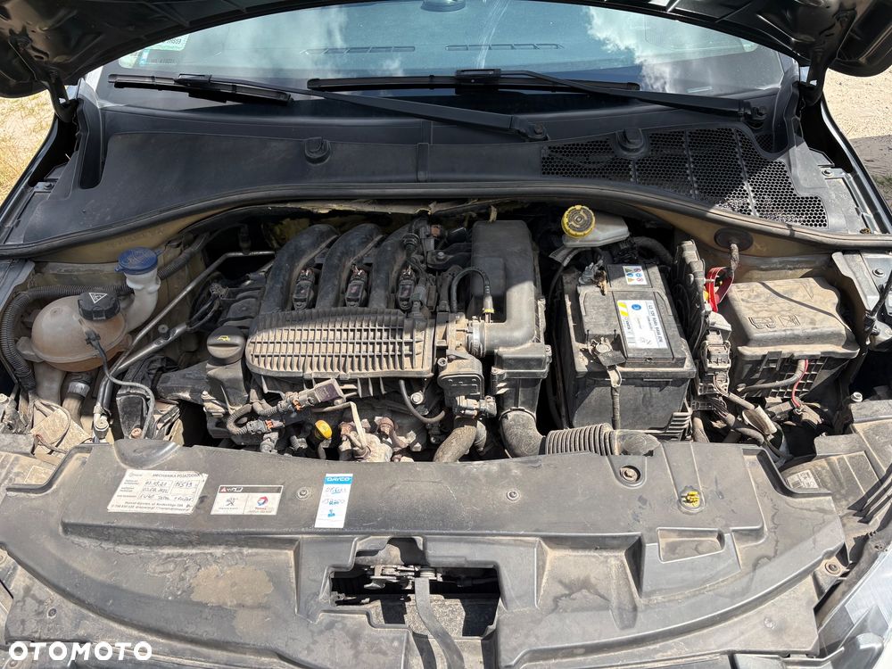 Peugeot 301 1.2 Pure Tech Active - 13