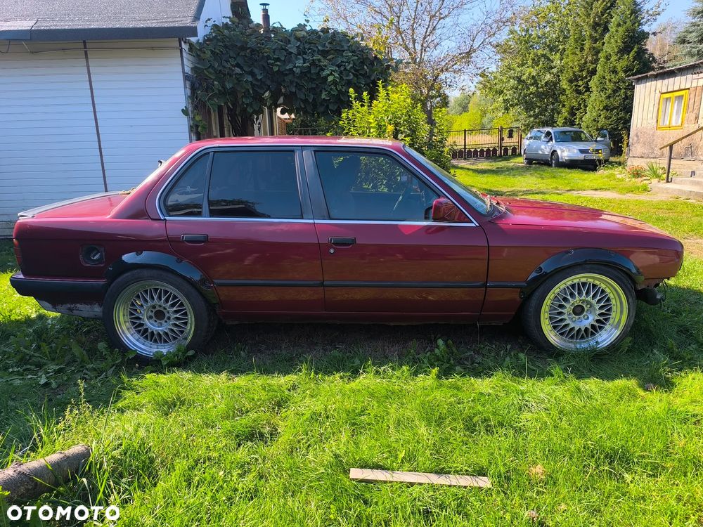 BMW Seria 3 320i - 3