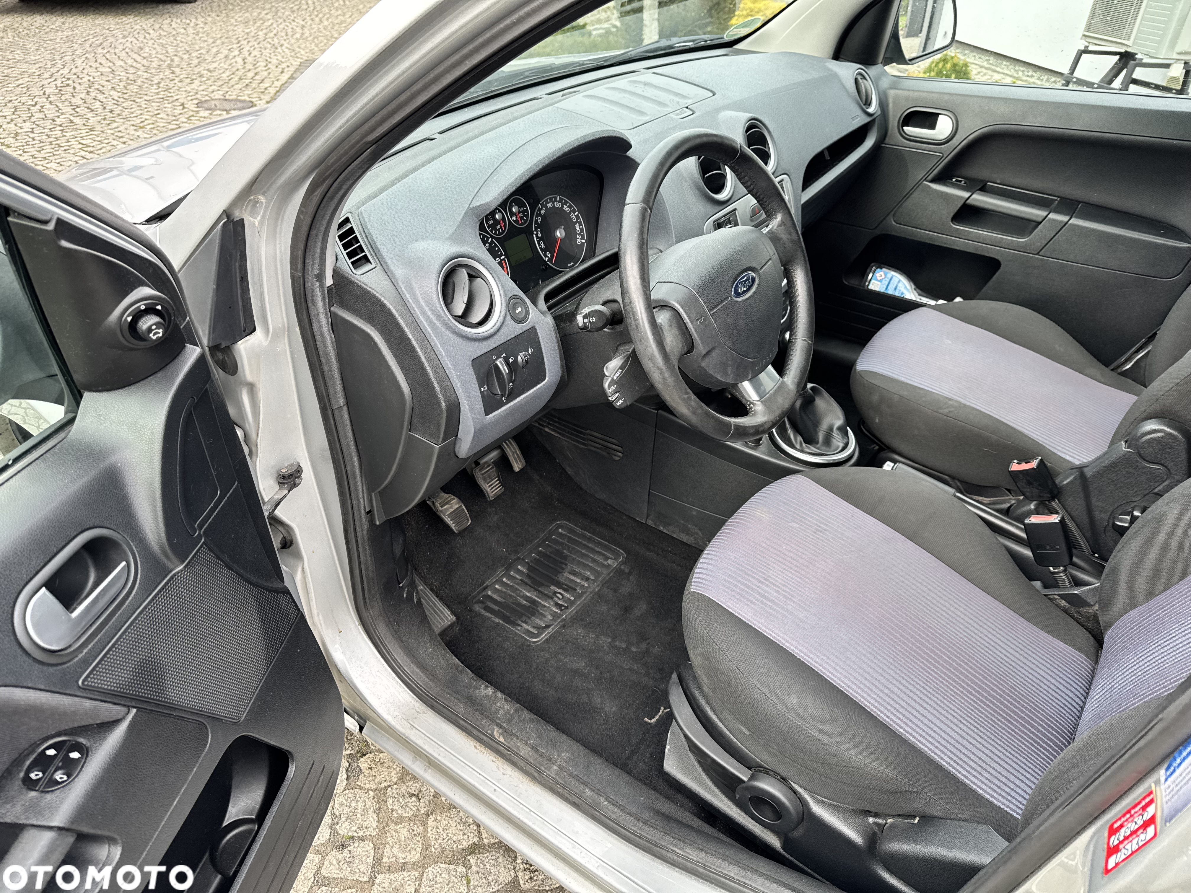 Ford Fusion - 22
