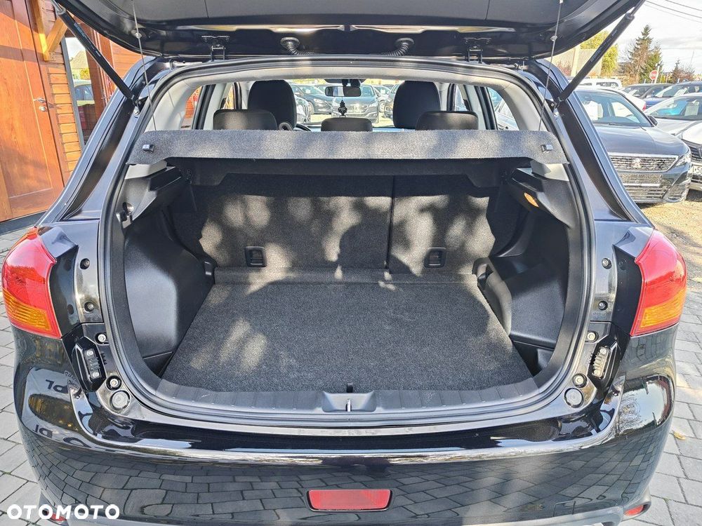 Mitsubishi ASX 1.8 DID Invite 4WD AS&G - 29