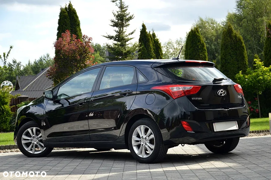 Hyundai i30 i30cw 1.4 Fifa World Cup Edition - 12