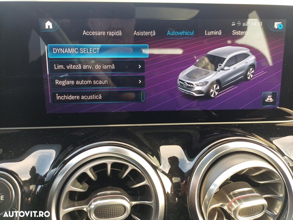 Mercedes-Benz GLA - 21