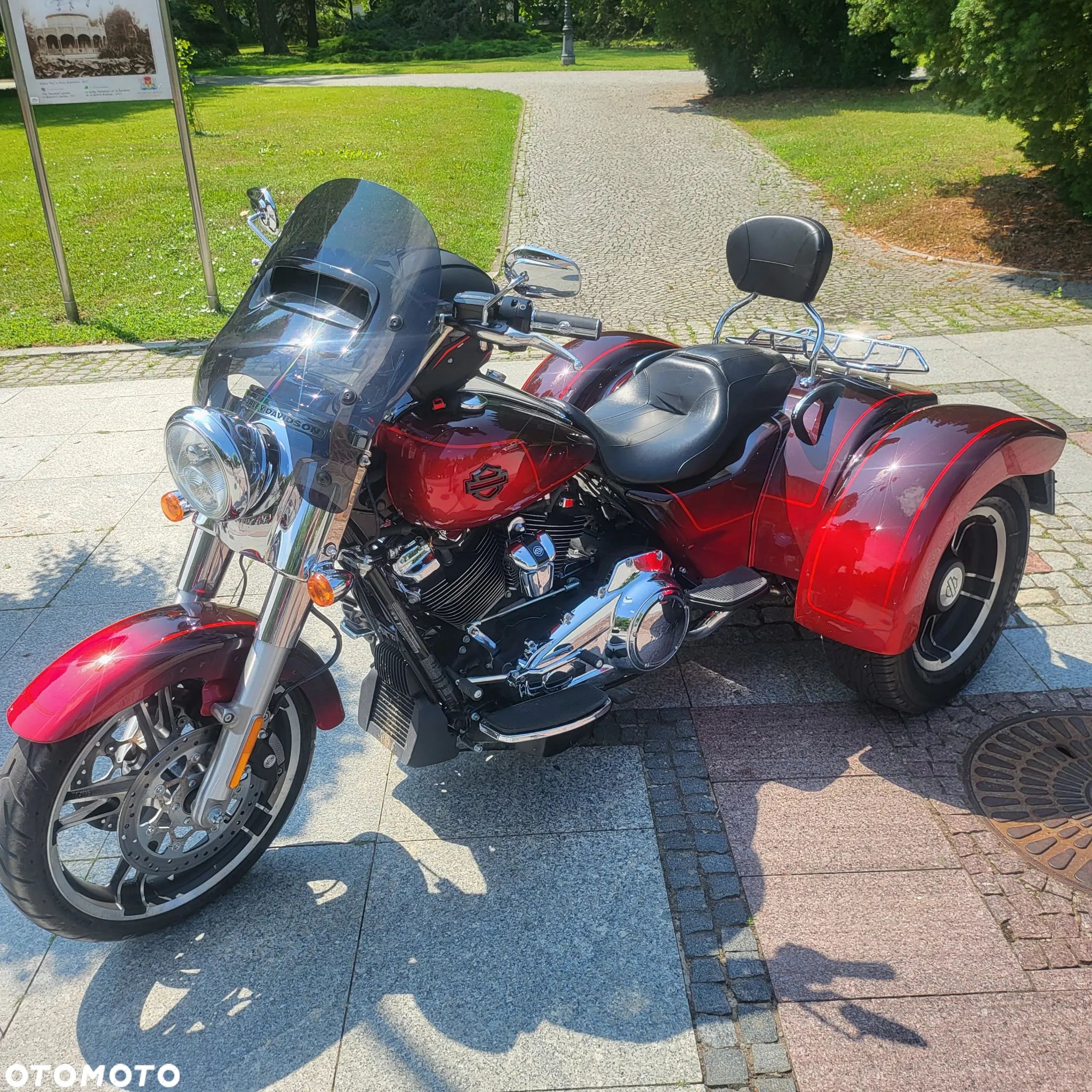 Harley-Davidson Trike Freewheeler - 1