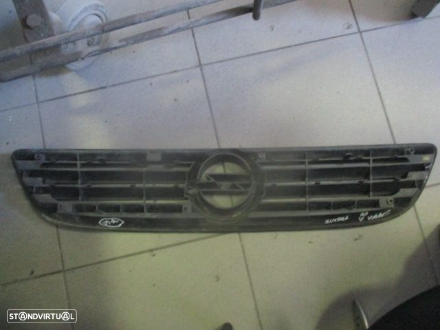Grelha Friso 90580679 OPEL ZAFIRA A 2000 FRENTE - 2
