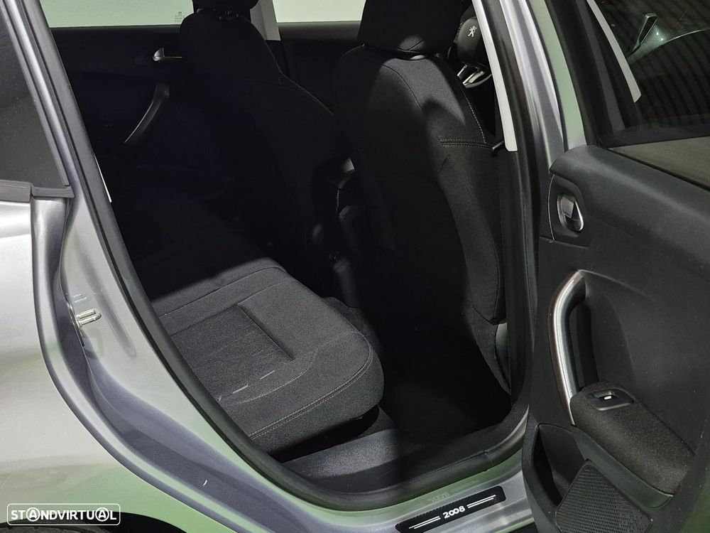 Peugeot 2008 1.4 HDi Allure - 15