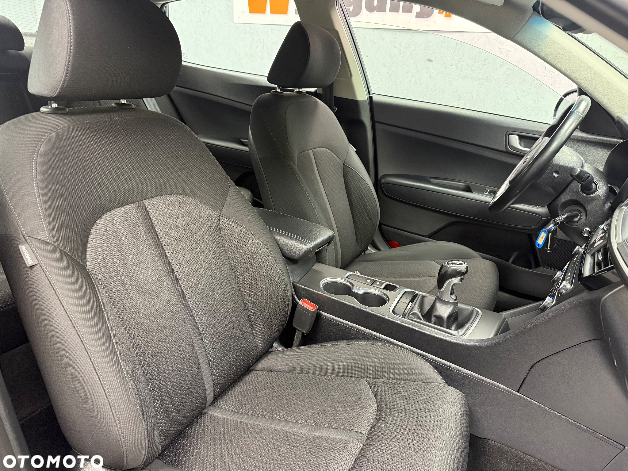 Kia Optima - 11