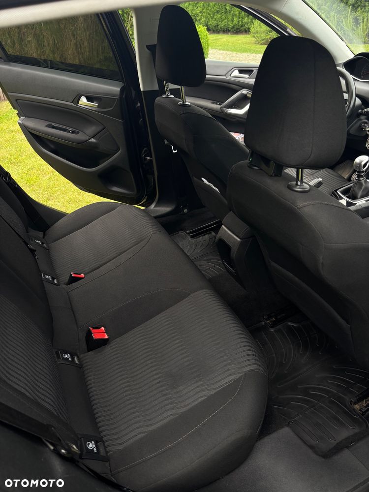 Peugeot 308 1.6 BlueHDi Allure S&S - 7