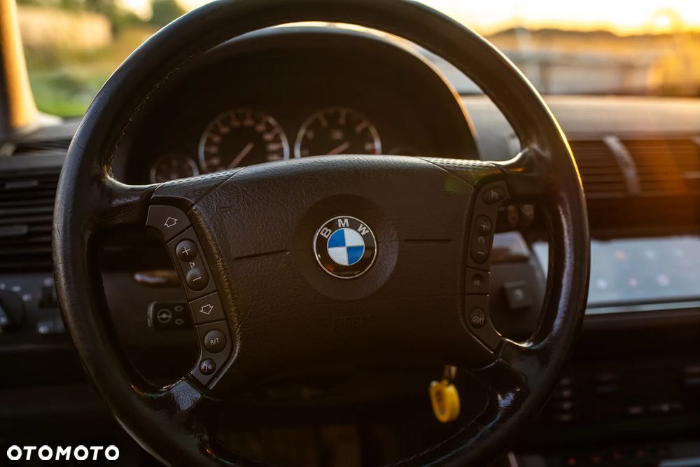 BMW X5 - 6