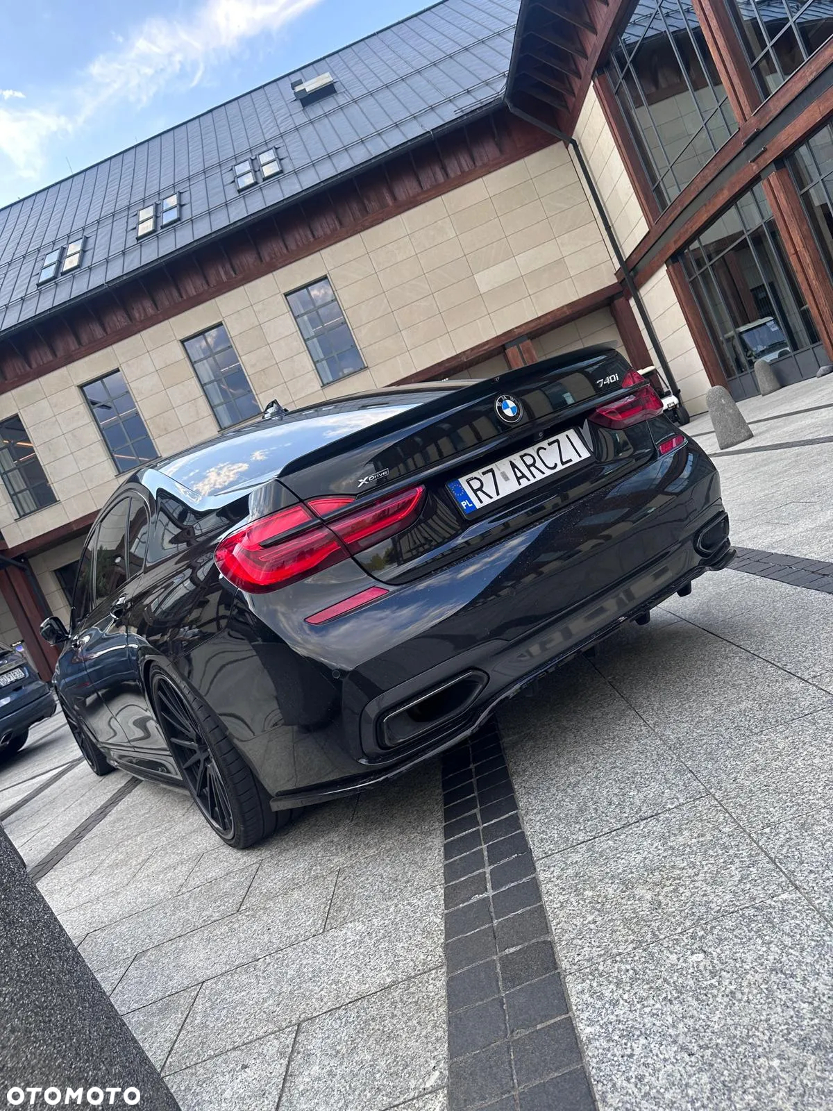 BMW Seria 7 740Li - 9