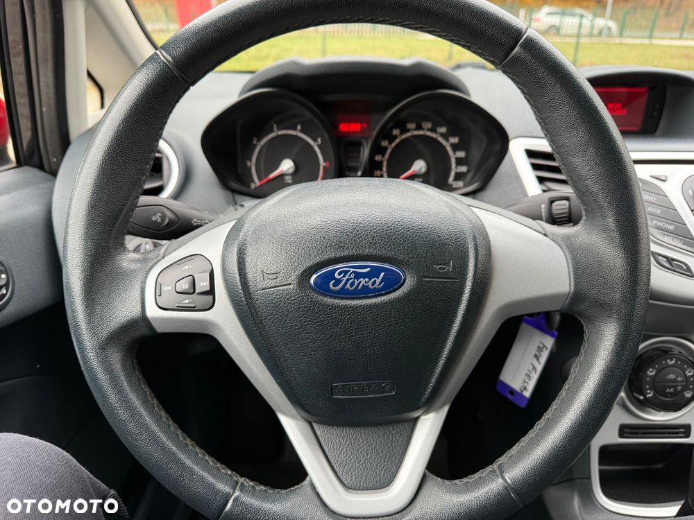 Ford Fiesta 1.25 Champions Edition - 22