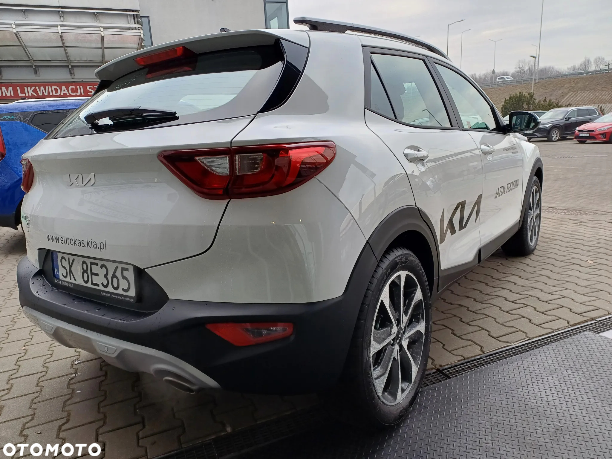 Kia Stonic 1.0 T-GDI L - 4
