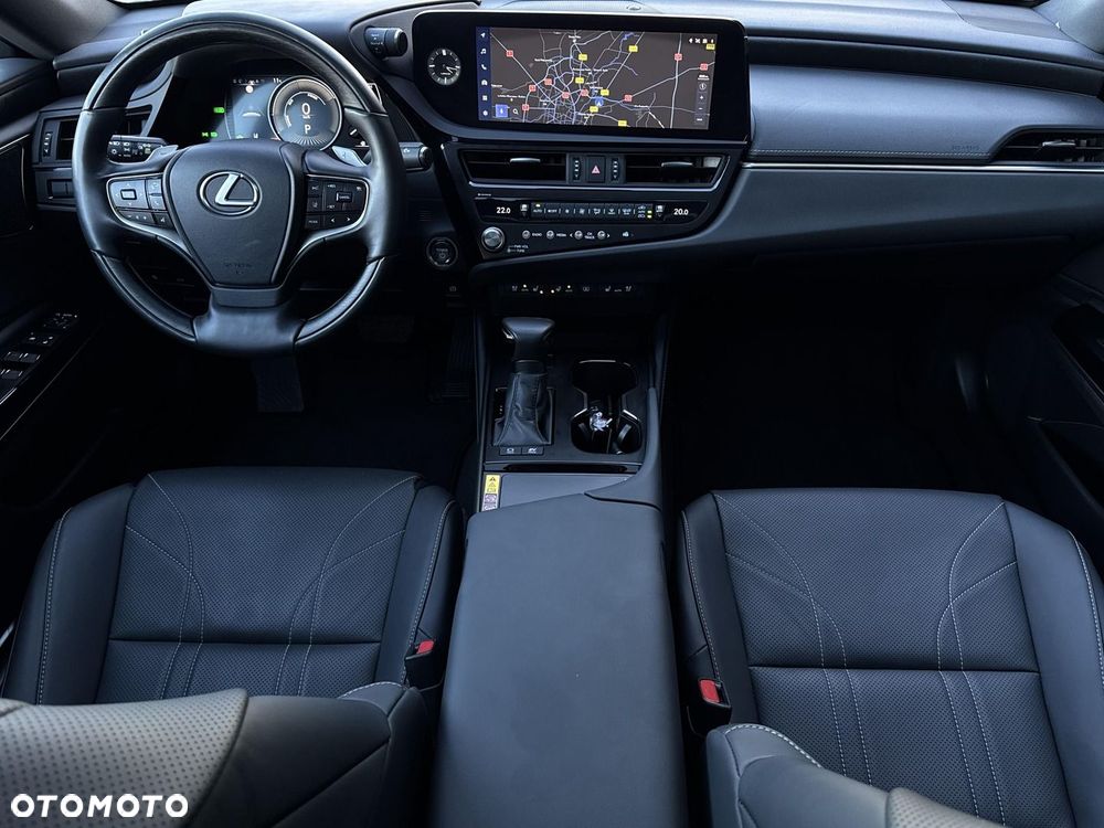 Lexus ES 300h Prestige - 16