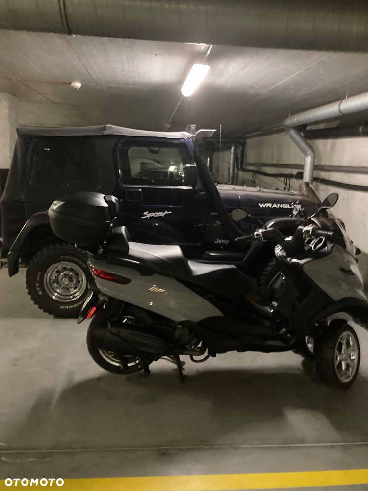 Piaggio MP-3 - 8
