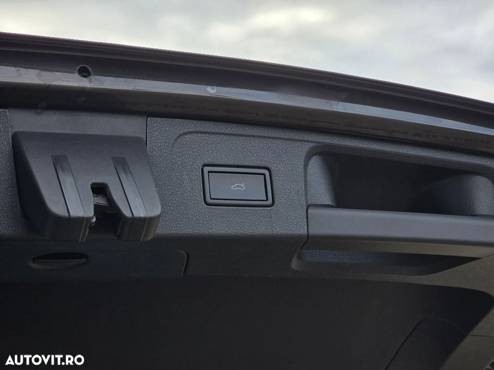 Volkswagen Passat Alltrack - 14