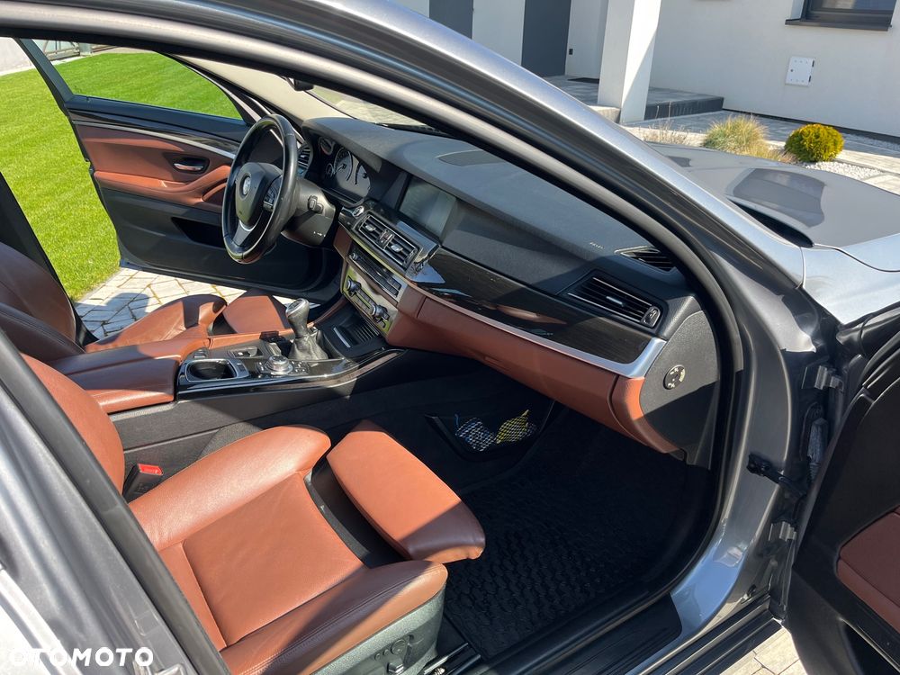 BMW Seria 5 530d - 30