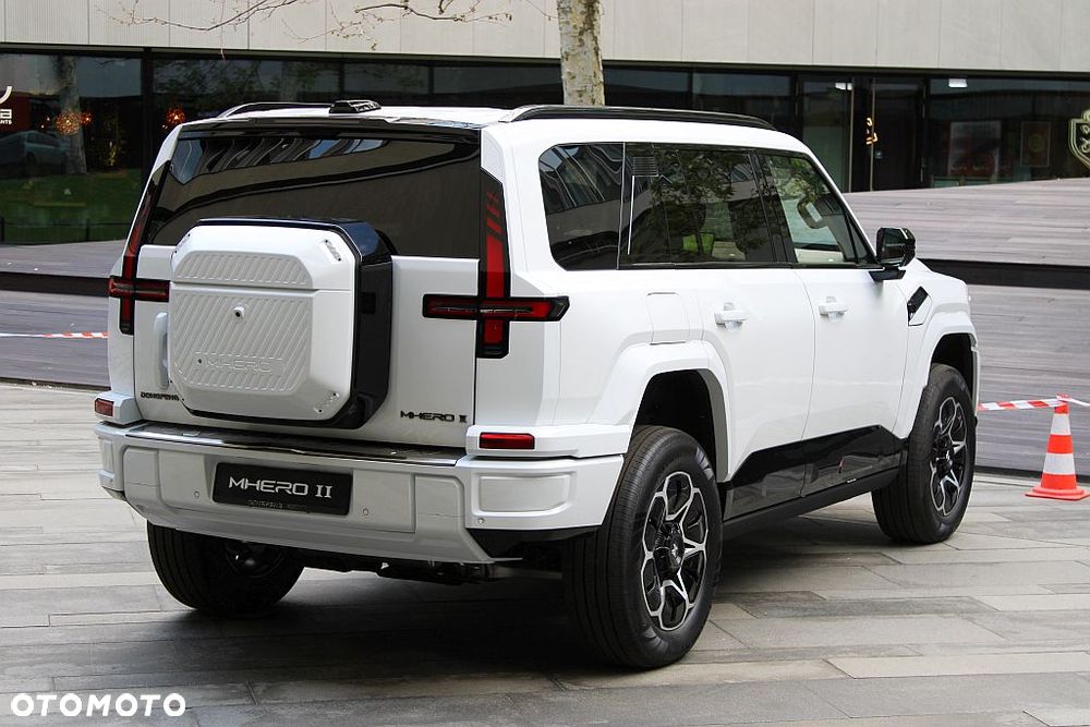 Dongfeng M-Hero 917 - 4
