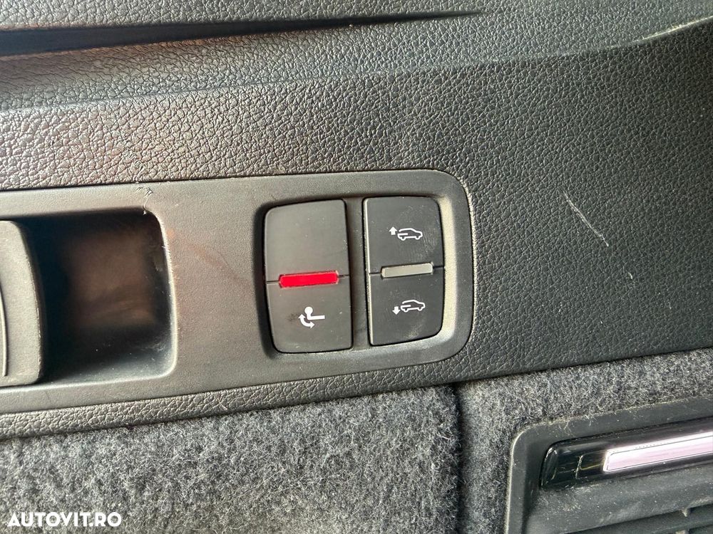 Audi Q5 55 TFSI e quattro S tronic PHEV S Line - 13